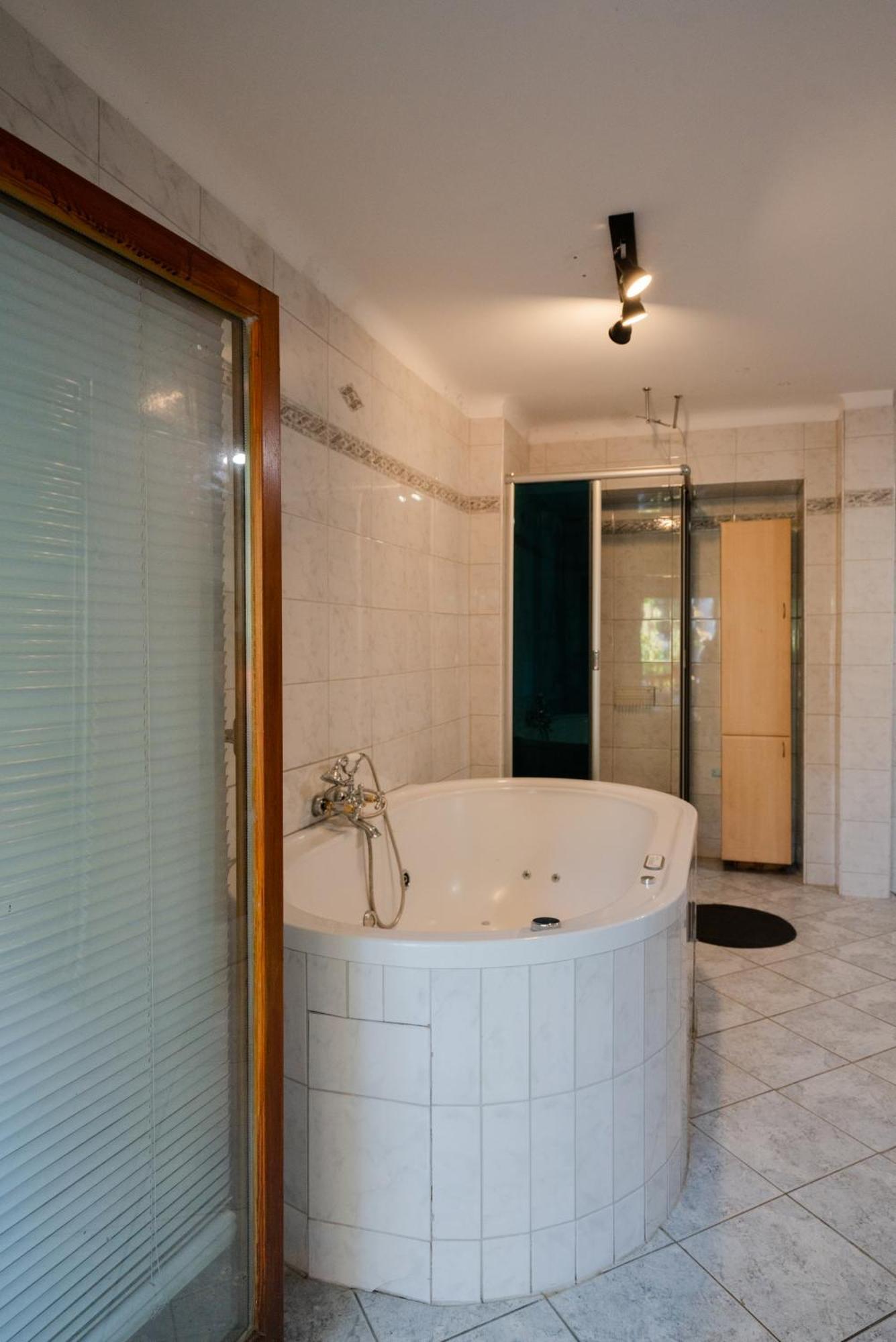 Bessemer - Charming With Garden Vienne